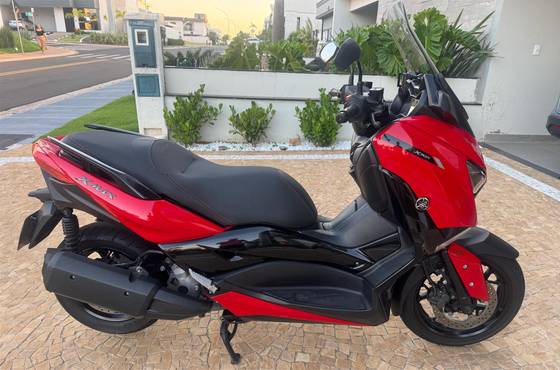YAMAHA XMAX ABS 